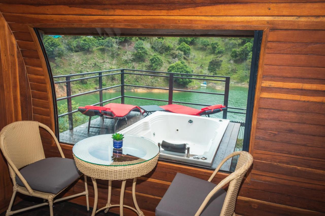 فندق Glamping The Mountain غواتابيه المظهر الخارجي الصورة