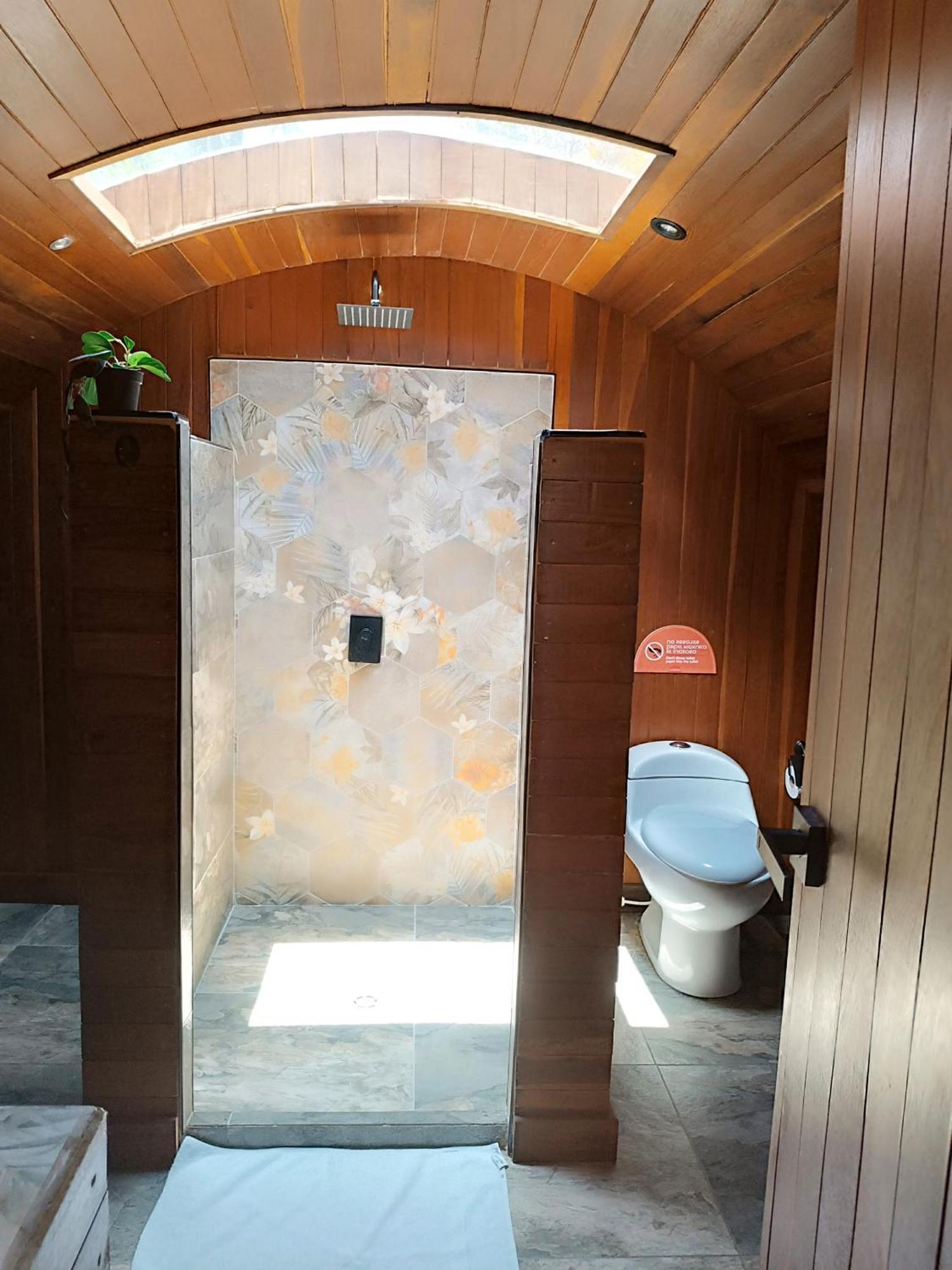 فندق Glamping The Mountain غواتابيه المظهر الخارجي الصورة