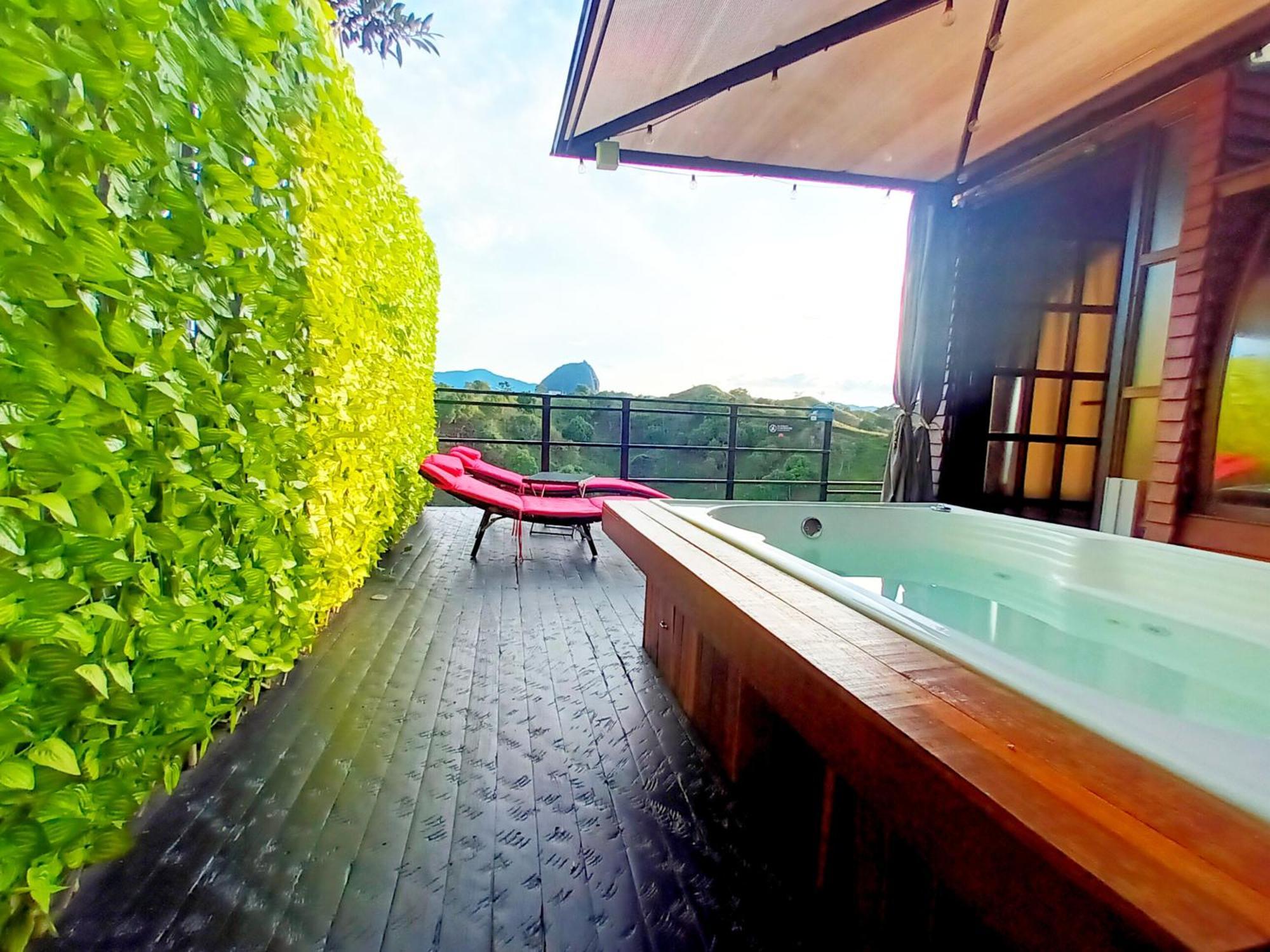 فندق Glamping The Mountain غواتابيه المظهر الخارجي الصورة