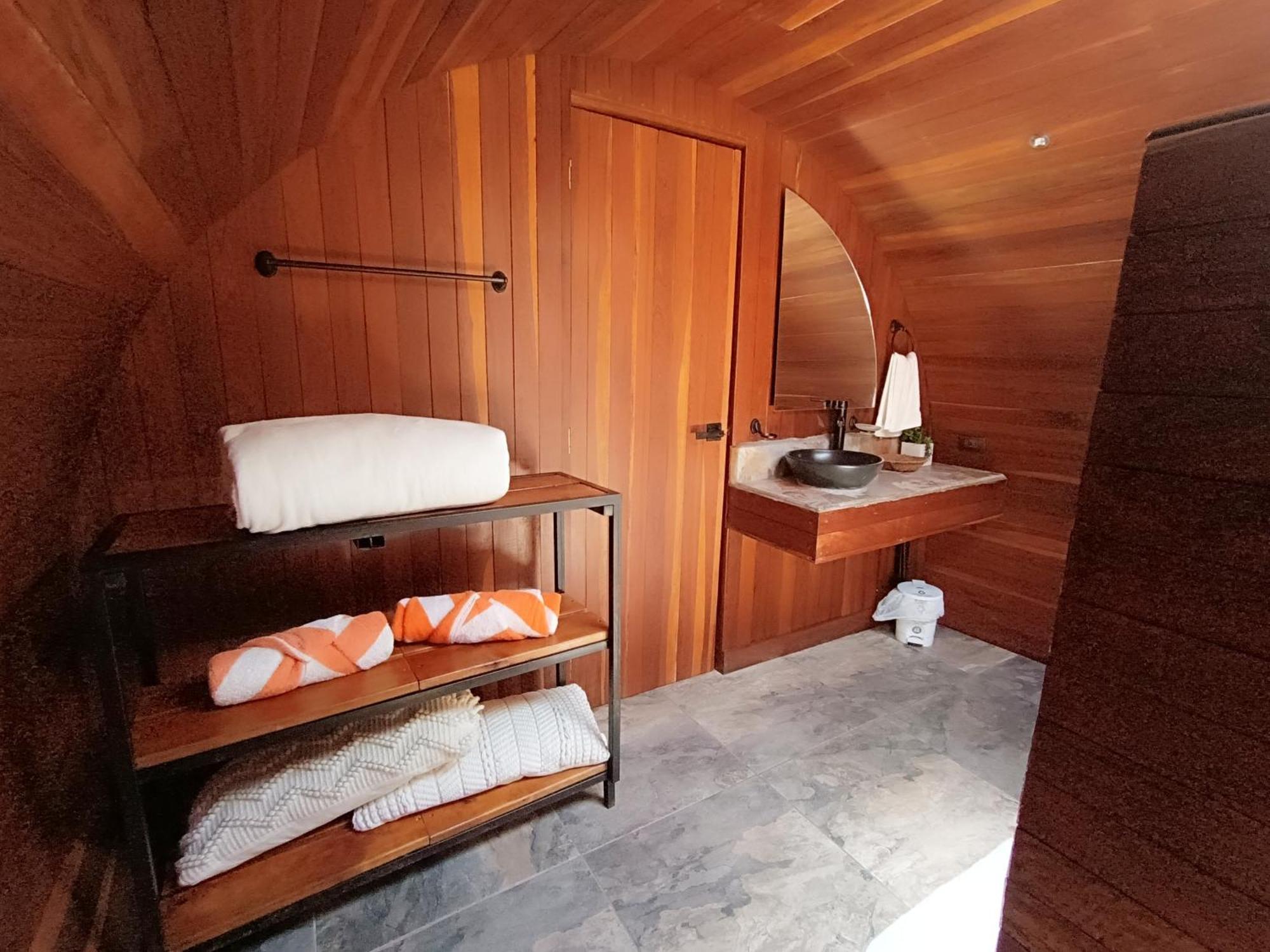 فندق Glamping The Mountain غواتابيه المظهر الخارجي الصورة