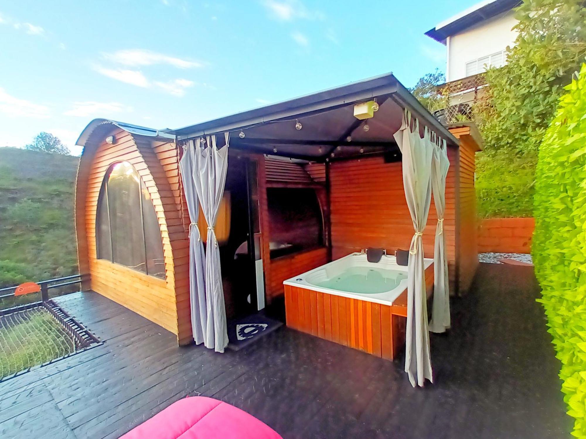 فندق Glamping The Mountain غواتابيه المظهر الخارجي الصورة