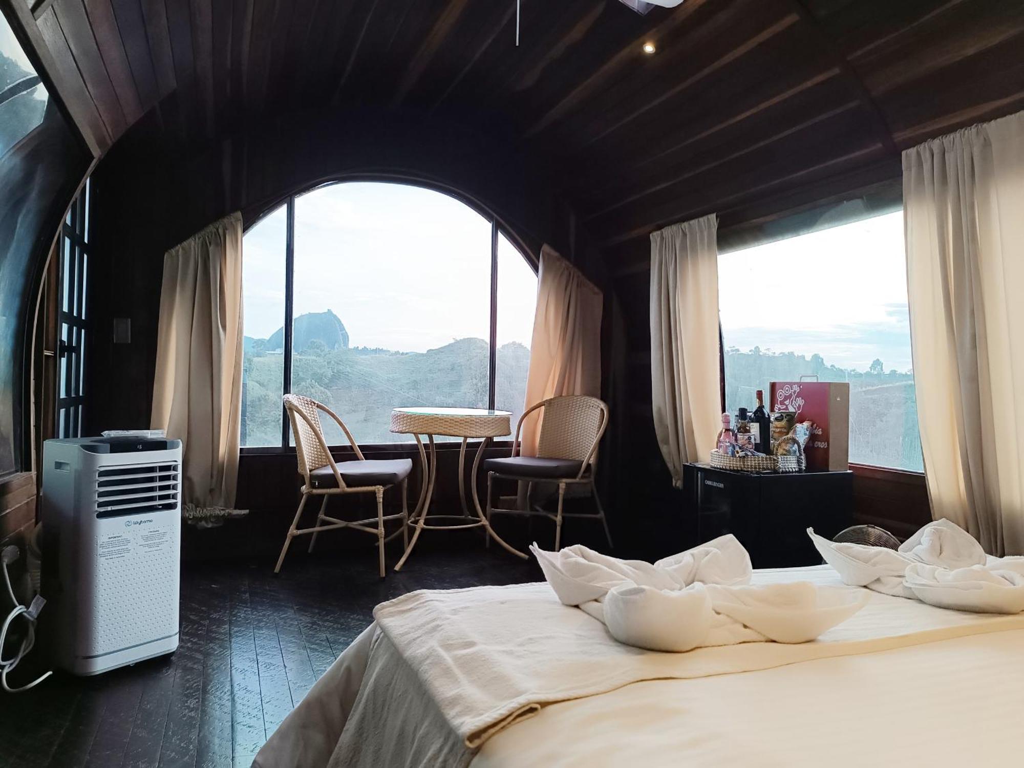 فندق Glamping The Mountain غواتابيه المظهر الخارجي الصورة