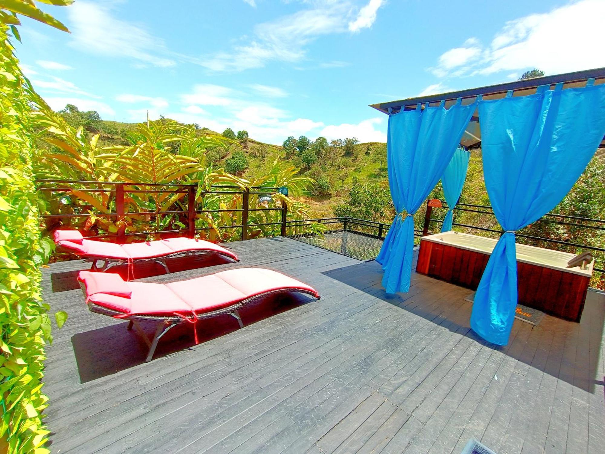 فندق Glamping The Mountain غواتابيه المظهر الخارجي الصورة