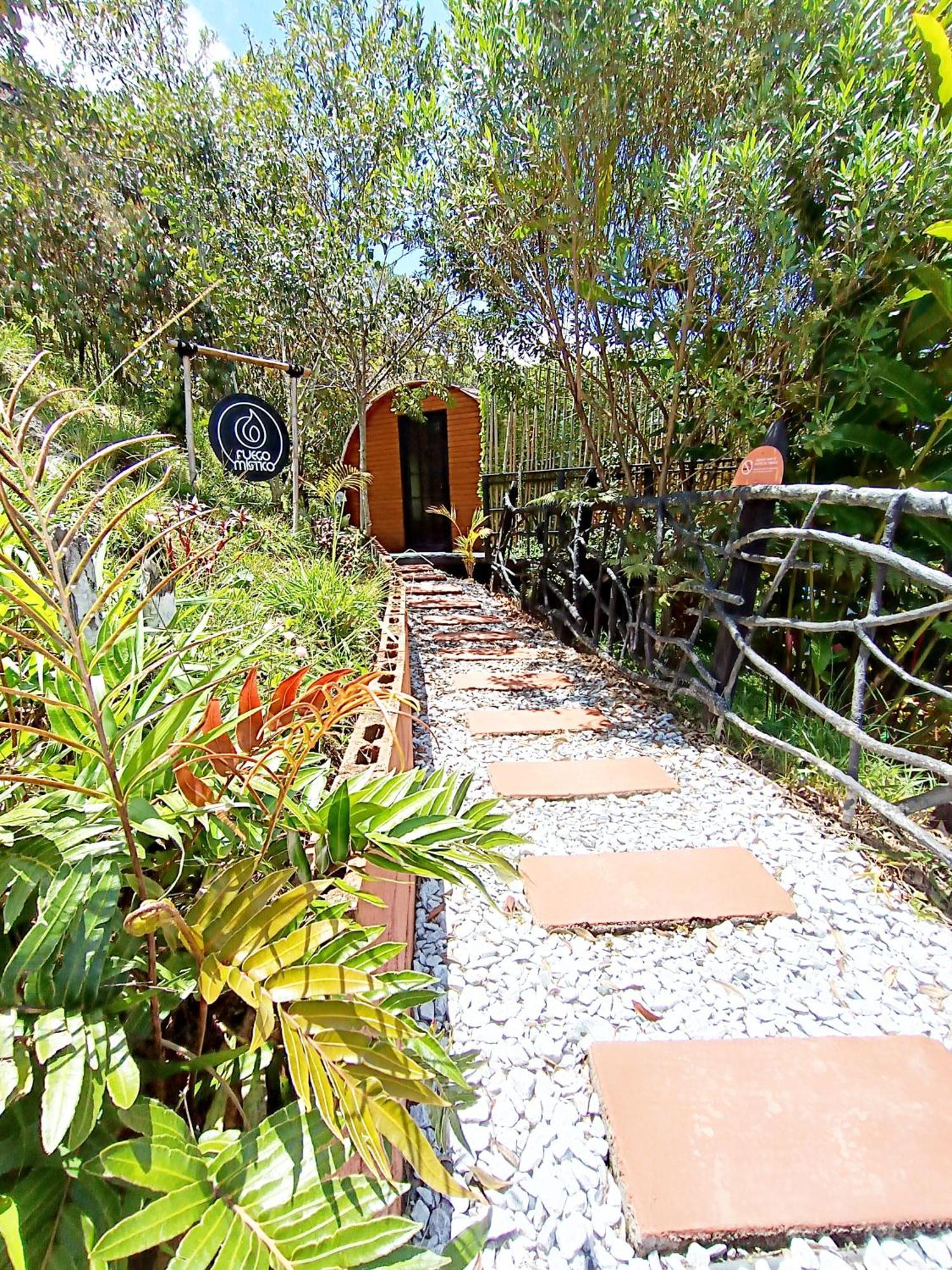 فندق Glamping The Mountain غواتابيه المظهر الخارجي الصورة
